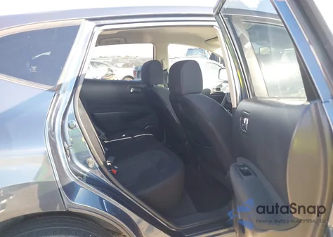 2013 Nissan Rogue S z USA, uszkodzony, nr VIN JN8AS5MT7DW547757